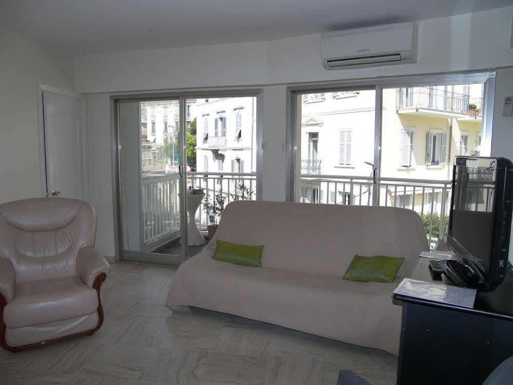Riviera Vip Forville-Stanislas Cannes Exterior foto